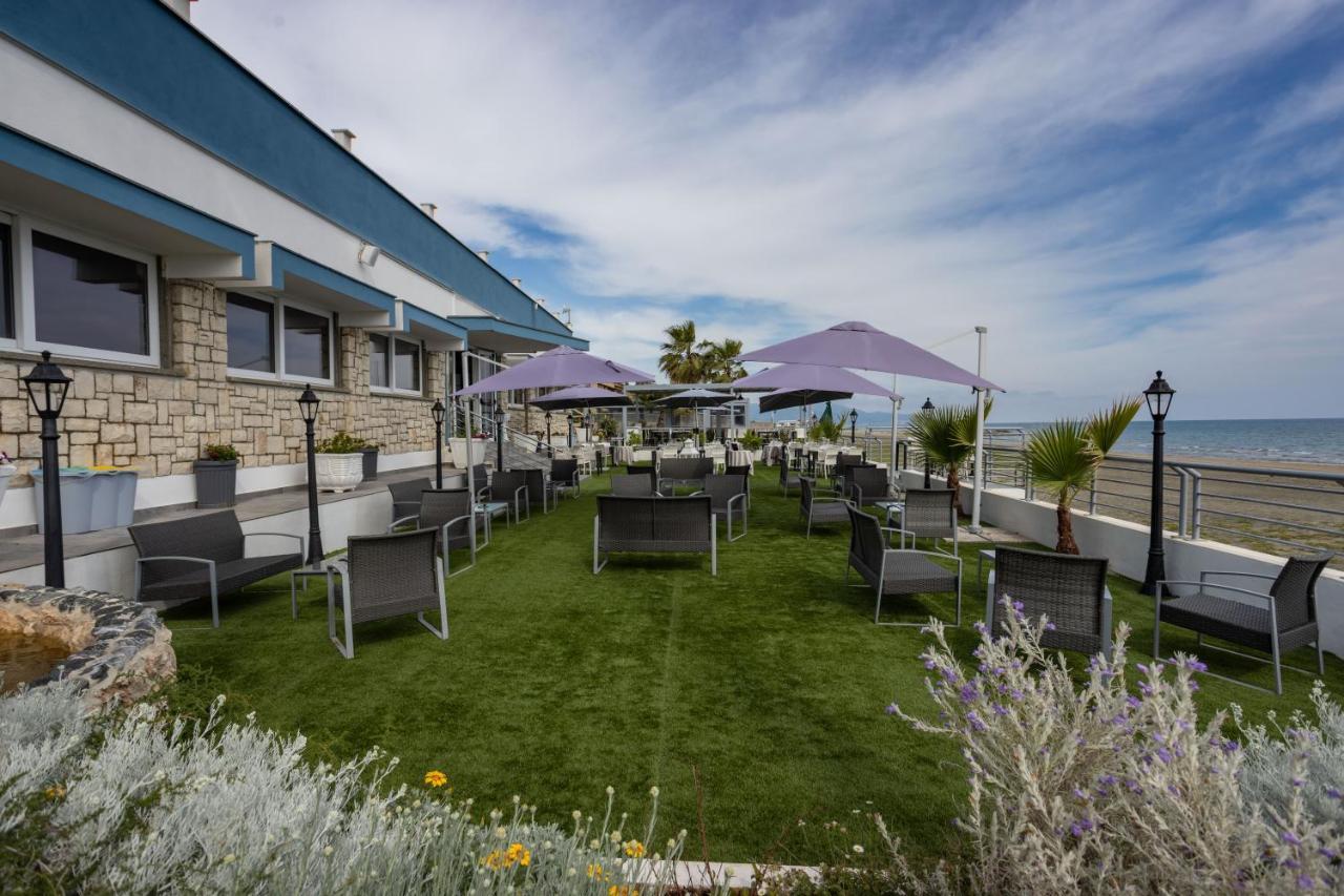 Anxur Village Camping Terracina Buitenkant foto